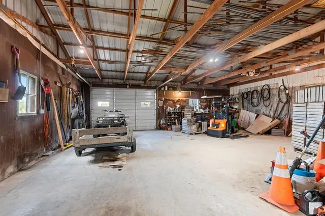 $1,250,000 | 253 County Highway, Kaukauna, WI 54130