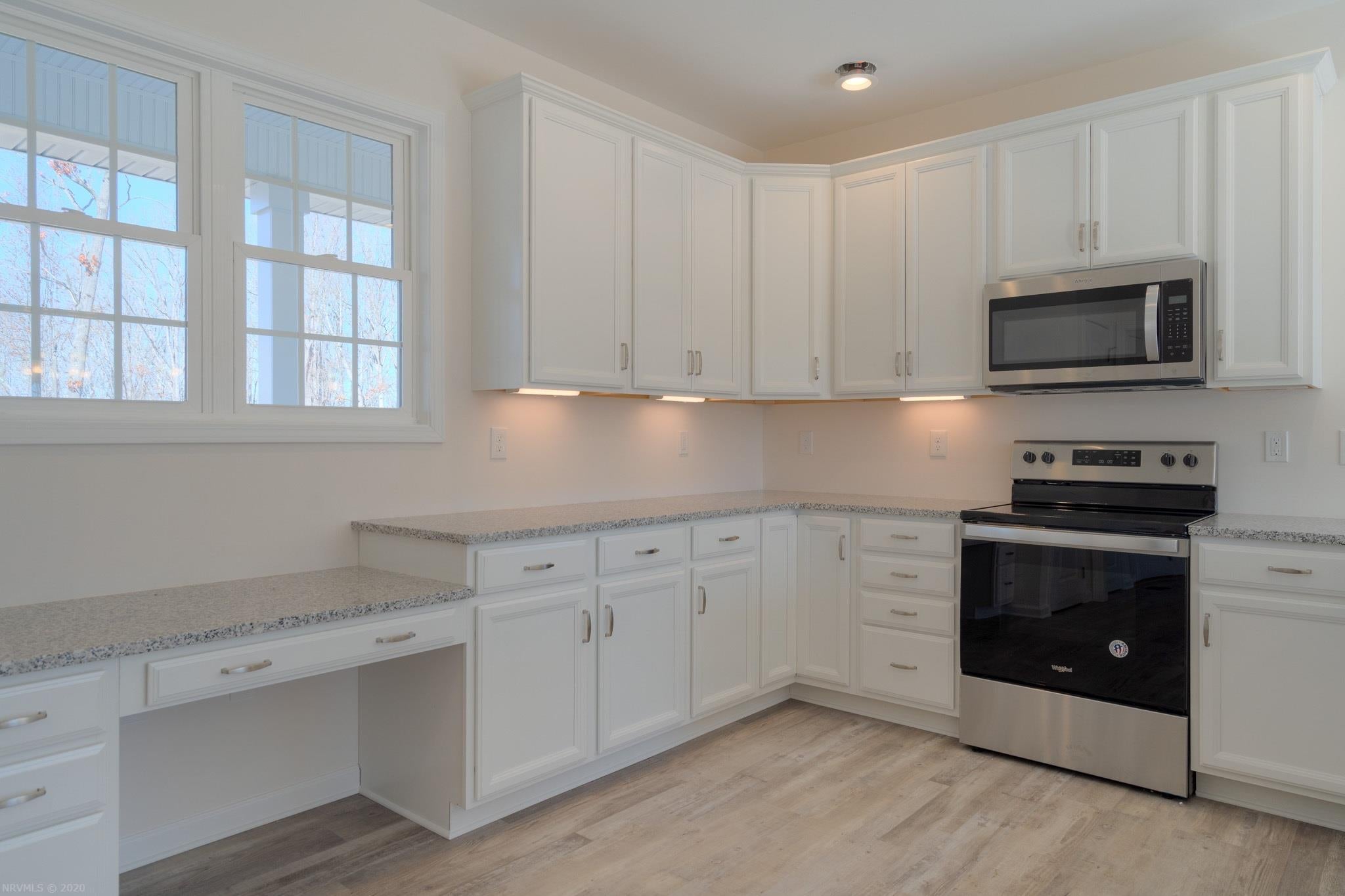 1335 Walnut Ridge Road Christiansburg, VA 24073 - Photo 5 of 29 Gallery Image 5