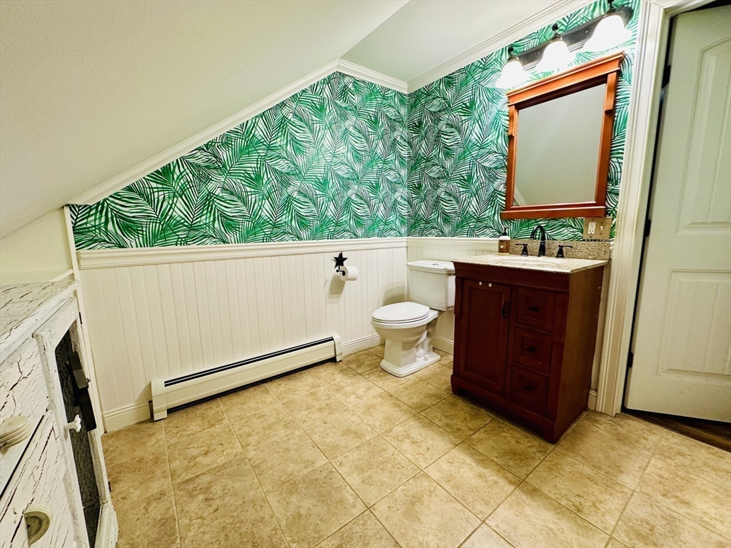 395 South Main Street Orange, MA 01364 - Photo 12 of 24