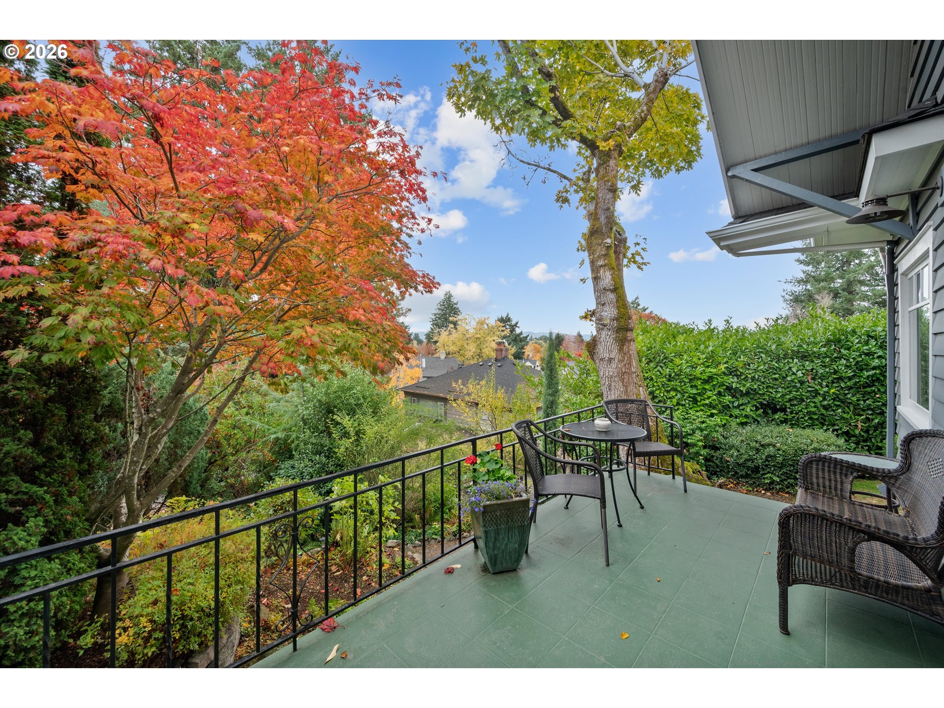 2783 Northeast Wiberg Lane Portland, OR 97213 - Photo 46 of 48 a view of a city from a balcony