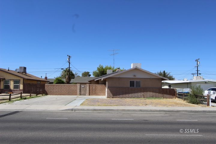 129 South Sunland Street Ridgecrest, CA 93555 - Photo 1 of 39 Gallery Image 1
