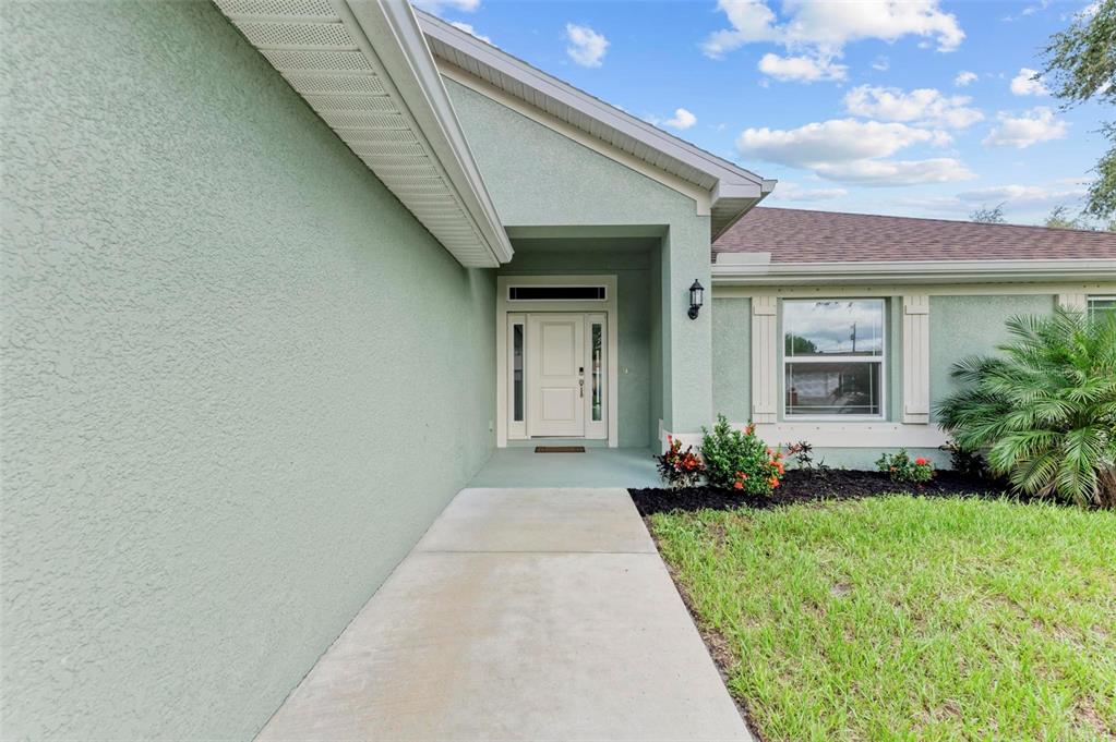 105 Dartmouth Road Venice, FL 34293 - Photo 2 of 100