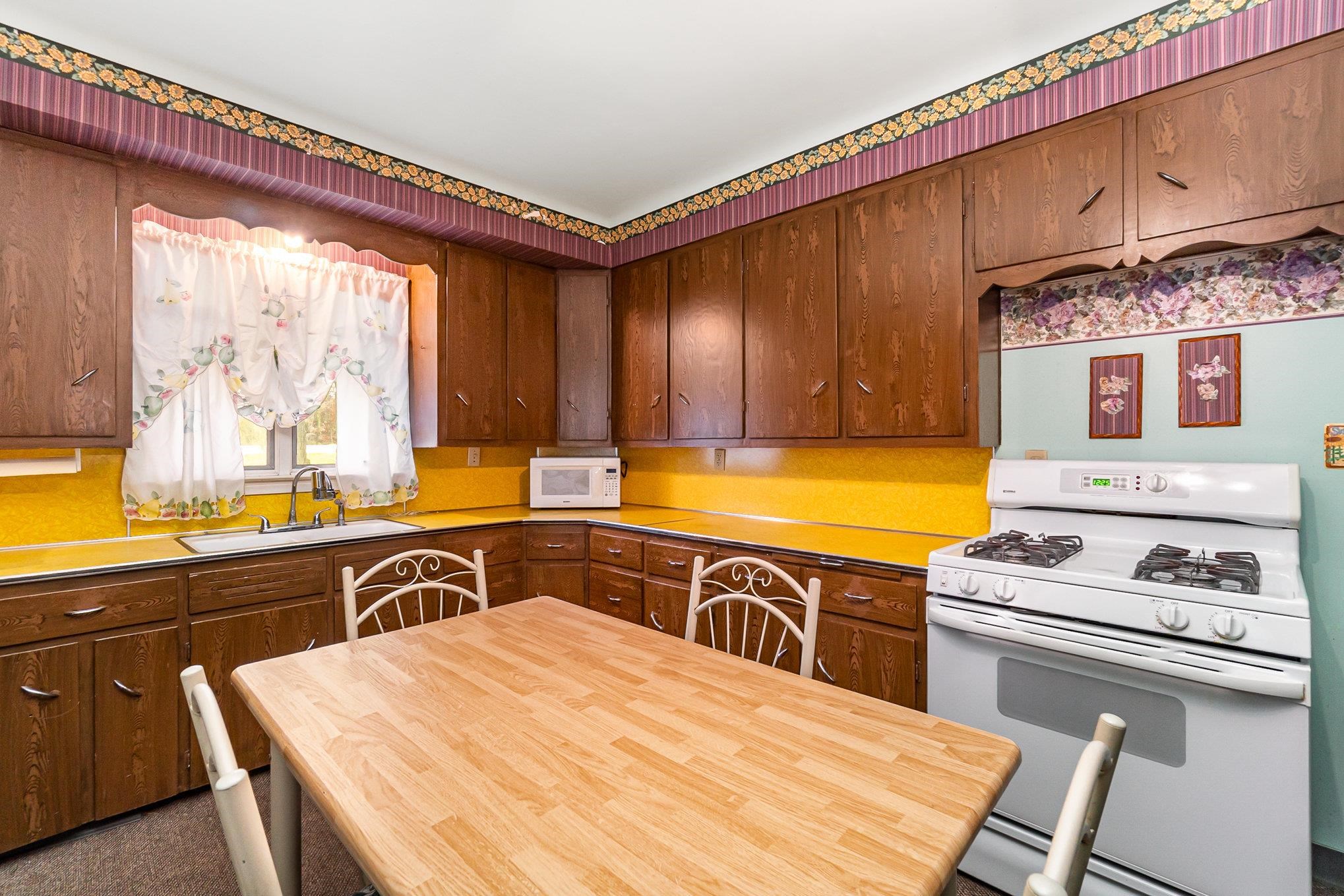 1959 South Huron Road Kawkawlin, MI 48631 - Photo 6 of 25