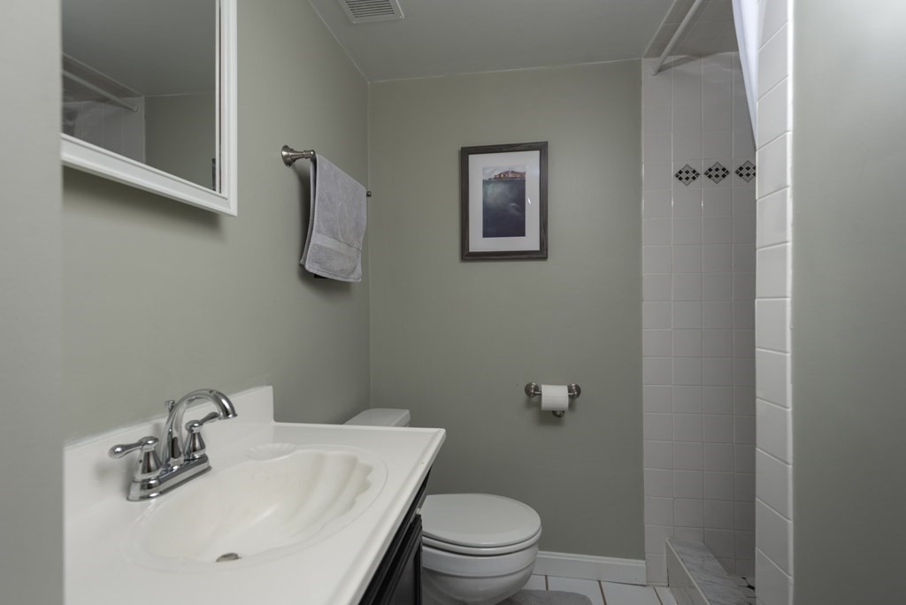 2 Nottingham Road, Unit 2 Grafton, MA 01519 - Photo 16 of 25 Gallery Image 16