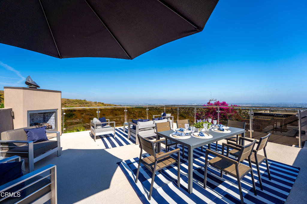 5572 Rainier Street Ventura, CA 93003 - Photo 20 of 29 an outdoor space with seating