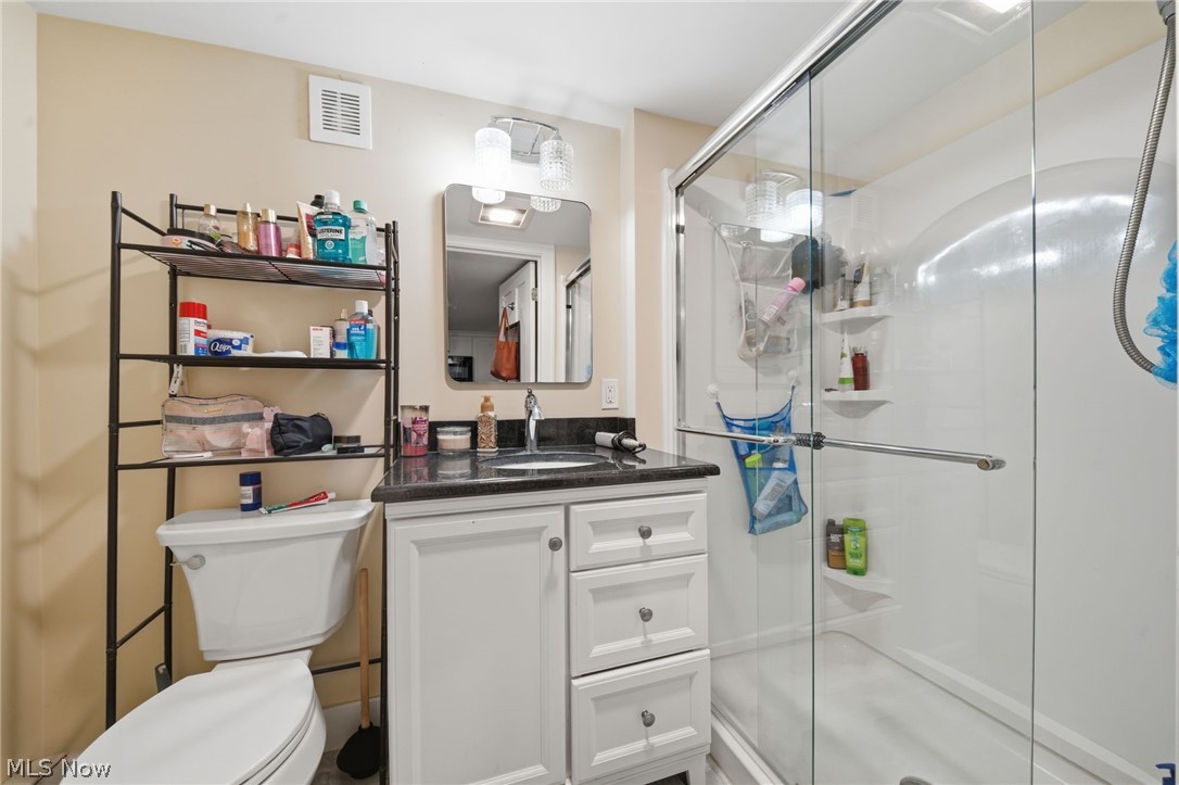 5582 South Ridge Road Madison, OH 44057 - Photo 25 of 45
