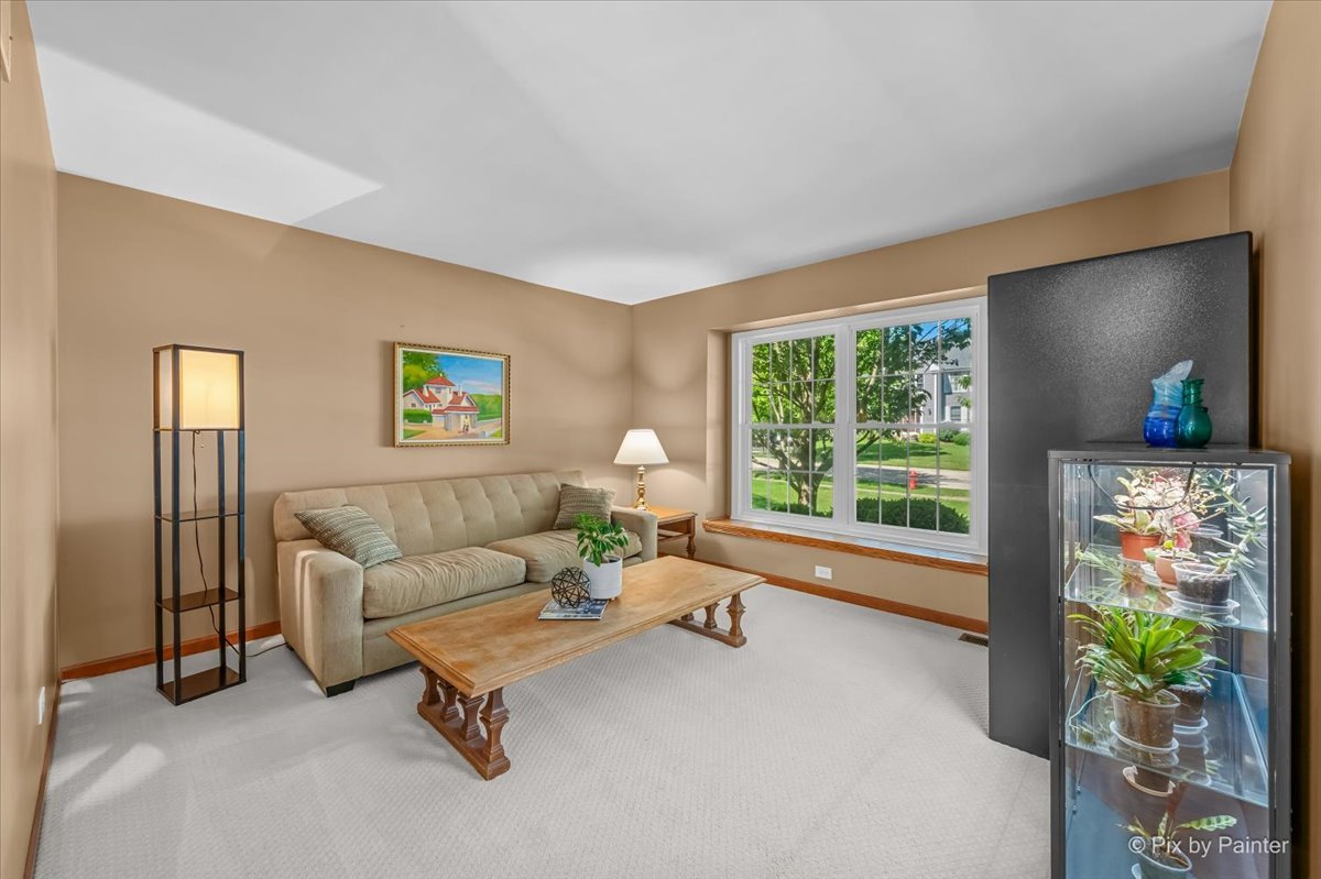 265 Moders Road Cary, IL 60013 - Photo 5 of 41