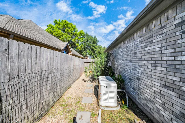 $280,000 | 19111 Cotton Gin Drive, Katy, TX 77449