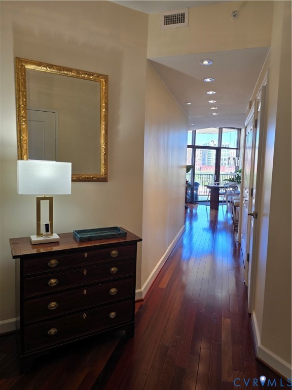 1101 Haxall Point, Unit 815 Richmond, VA 23219 - Photo 20 of 32