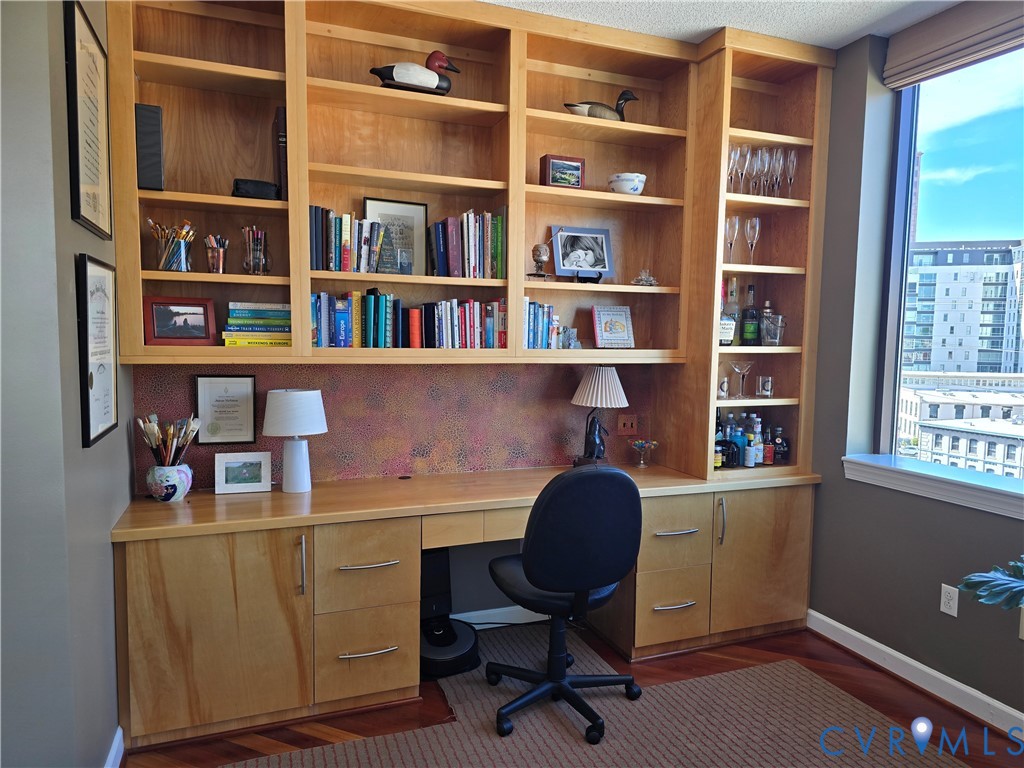 1101 Haxall Point, Unit 815 Richmond, VA 23219 - Photo 21 of 32