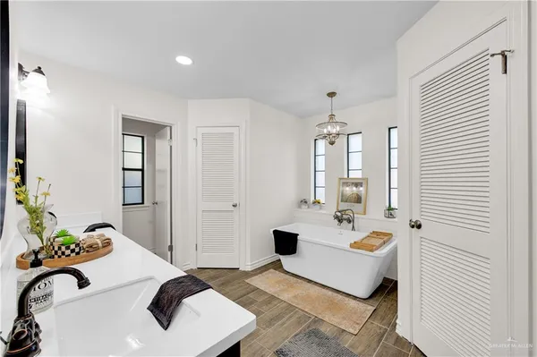 a view of garden with patio