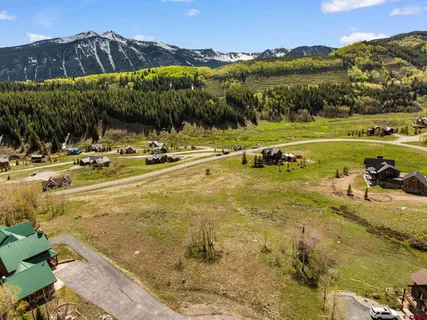 $450,000 | 286 Meadow Drive, Crested Butte, CO 81224