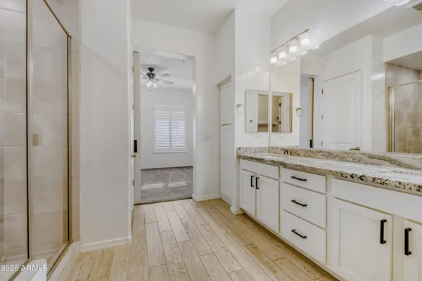 $425,000 | 15550 South 5th Avenue, Unit 240, Phoenix, AZ 85045
