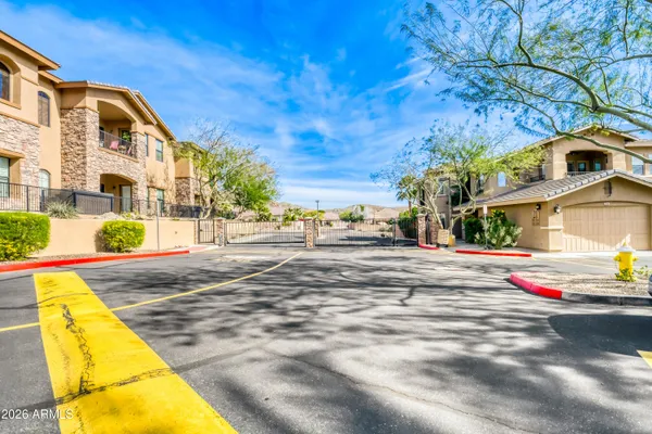 $425,000 | 15550 South 5th Avenue, Unit 240, Phoenix, AZ 85045