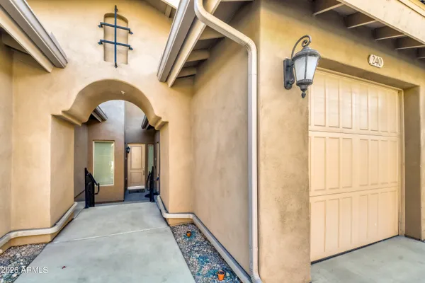 $425,000 | 15550 South 5th Avenue, Unit 240, Phoenix, AZ 85045