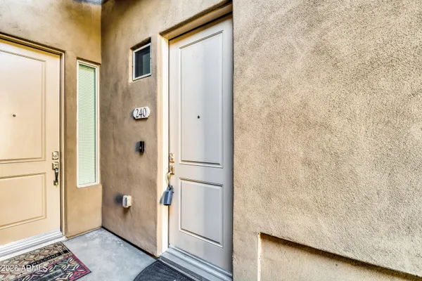$425,000 | 15550 South 5th Avenue, Unit 240, Phoenix, AZ 85045