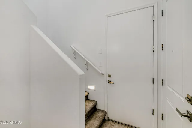 a view of entryway with hallway