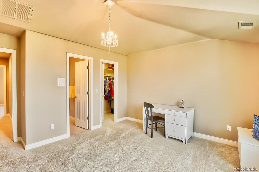 954 Rutherford Way Highlands Ranch, CO 80126 - Photo 13 of 35 Gallery Image 13