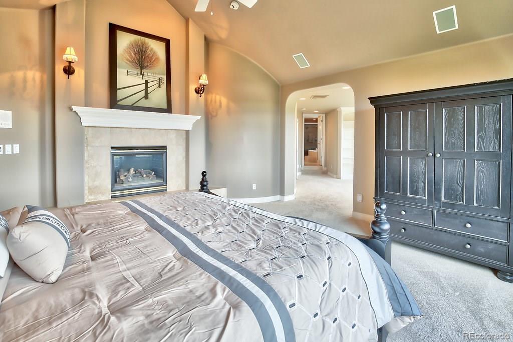 954 Rutherford Way Highlands Ranch, CO 80126 - Photo 20 of 35 Gallery Image 20