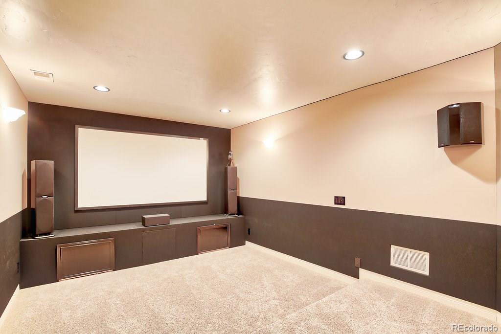 954 Rutherford Way Highlands Ranch, CO 80126 - Photo 29 of 35 Gallery Image 29