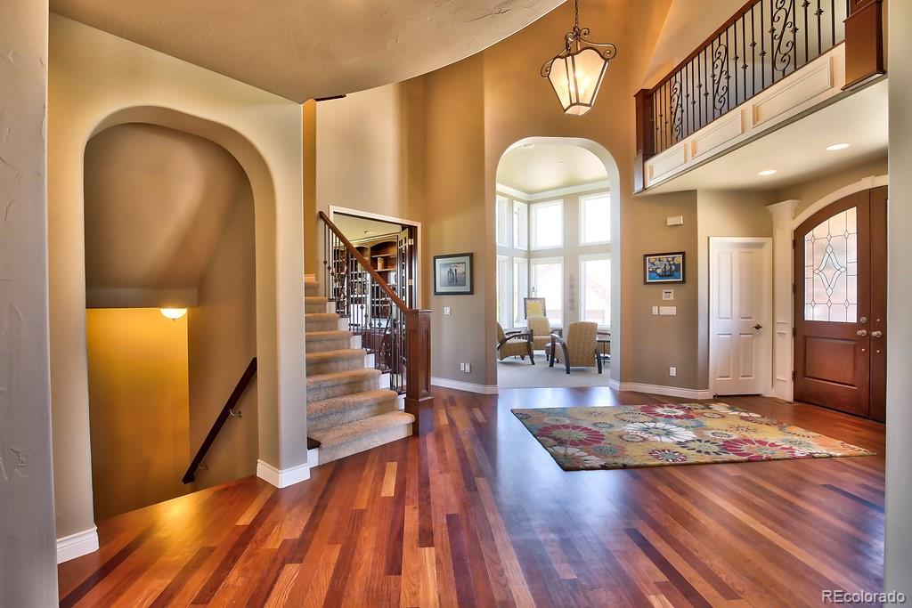 954 Rutherford Way Highlands Ranch, CO 80126 - Photo 4 of 35 Gallery Image 4
