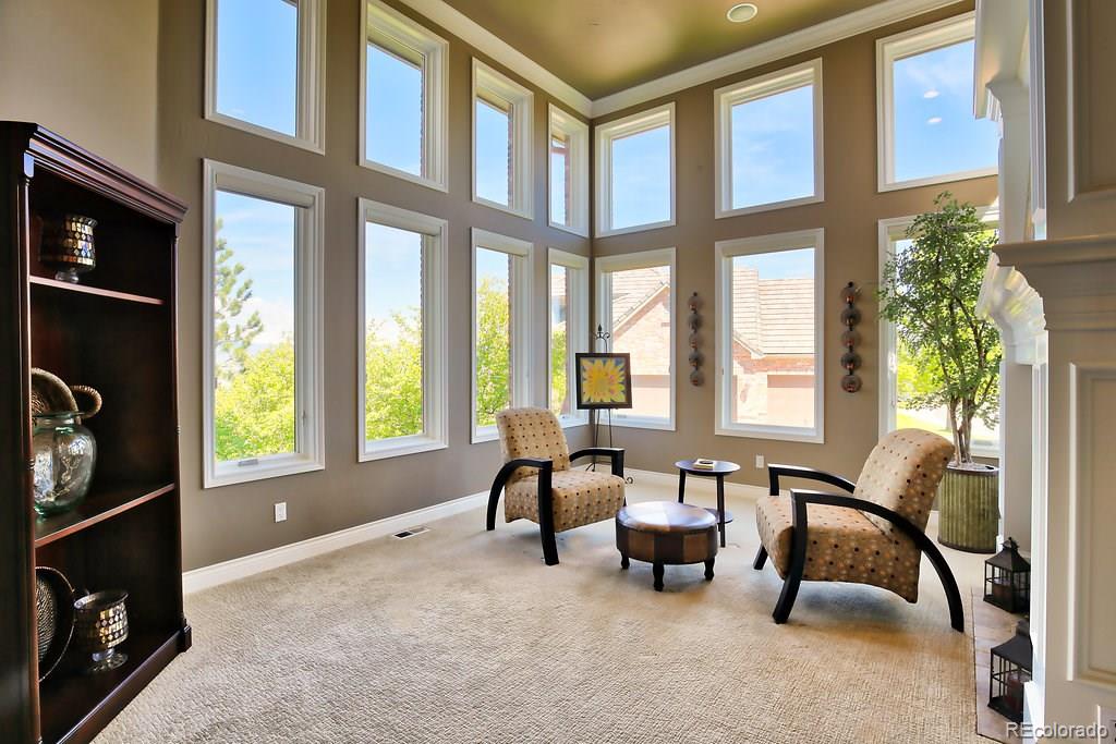 954 Rutherford Way Highlands Ranch, CO 80126 - Photo 6 of 35 Gallery Image 6