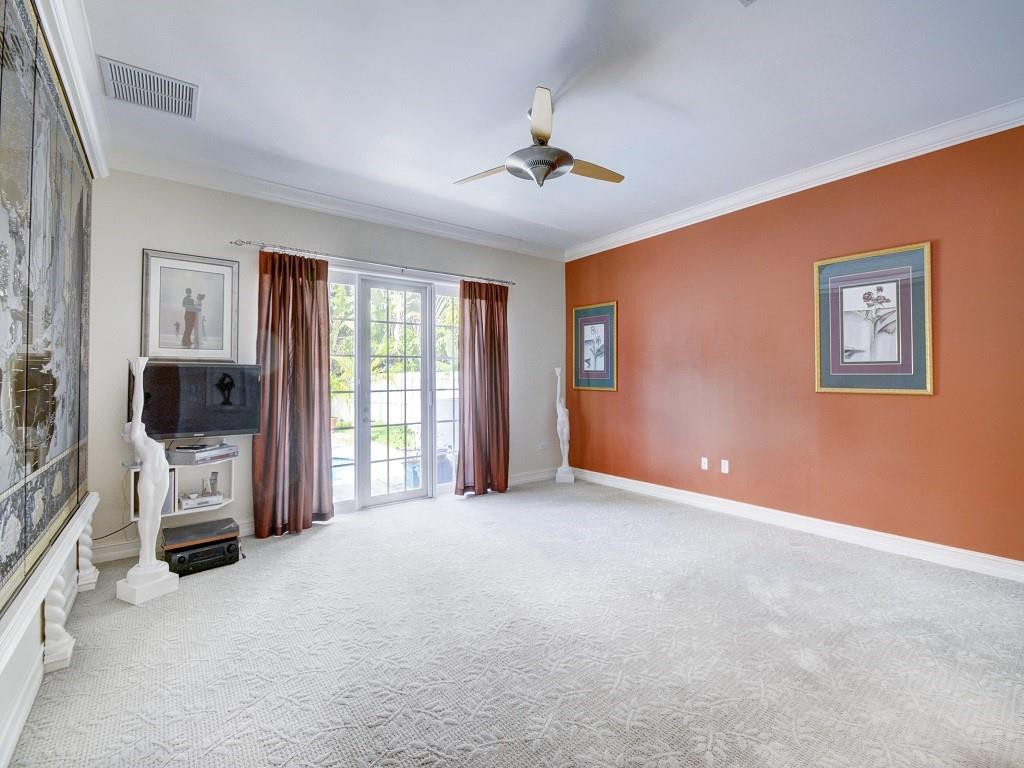 113 Northeast 21st Street Wilton Manors, FL 33305 - Photo 16 of 37 Master bedroom