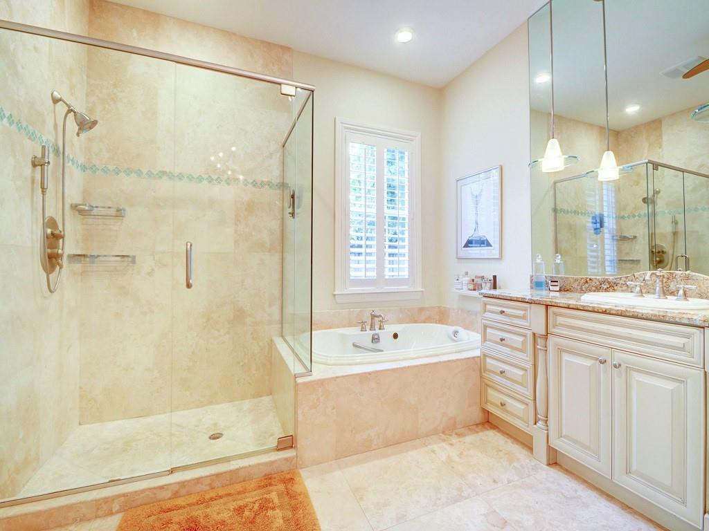 113 Northeast 21st Street Wilton Manors, FL 33305 - Photo 18 of 37 Master bath