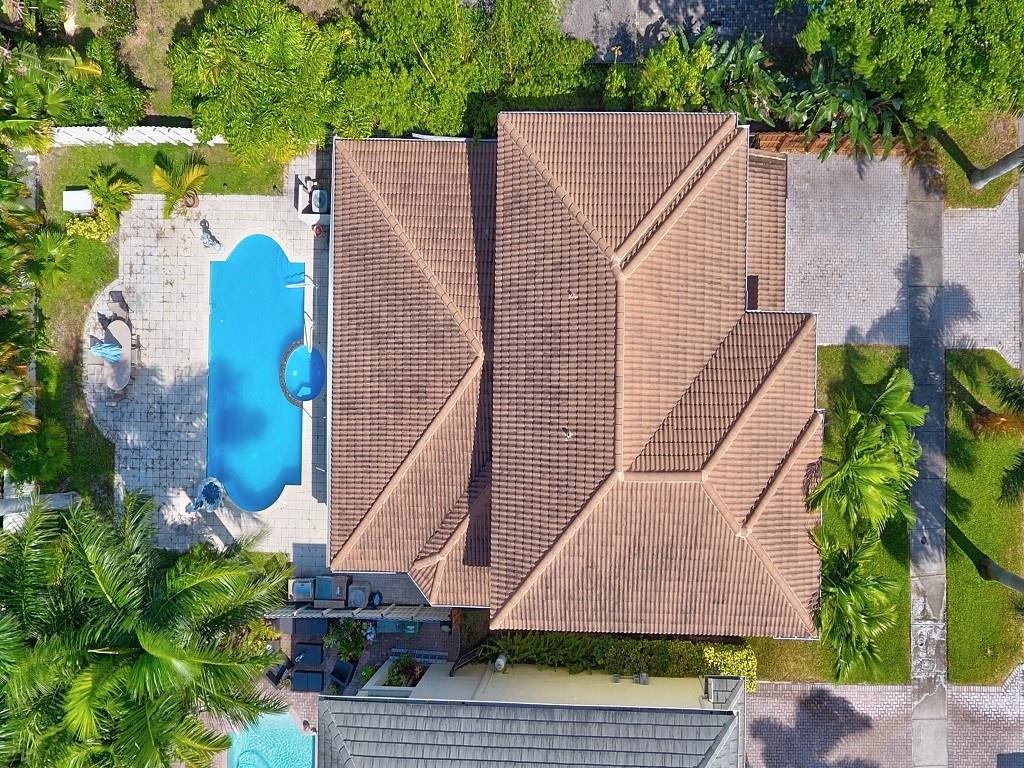 Arial pool & roof