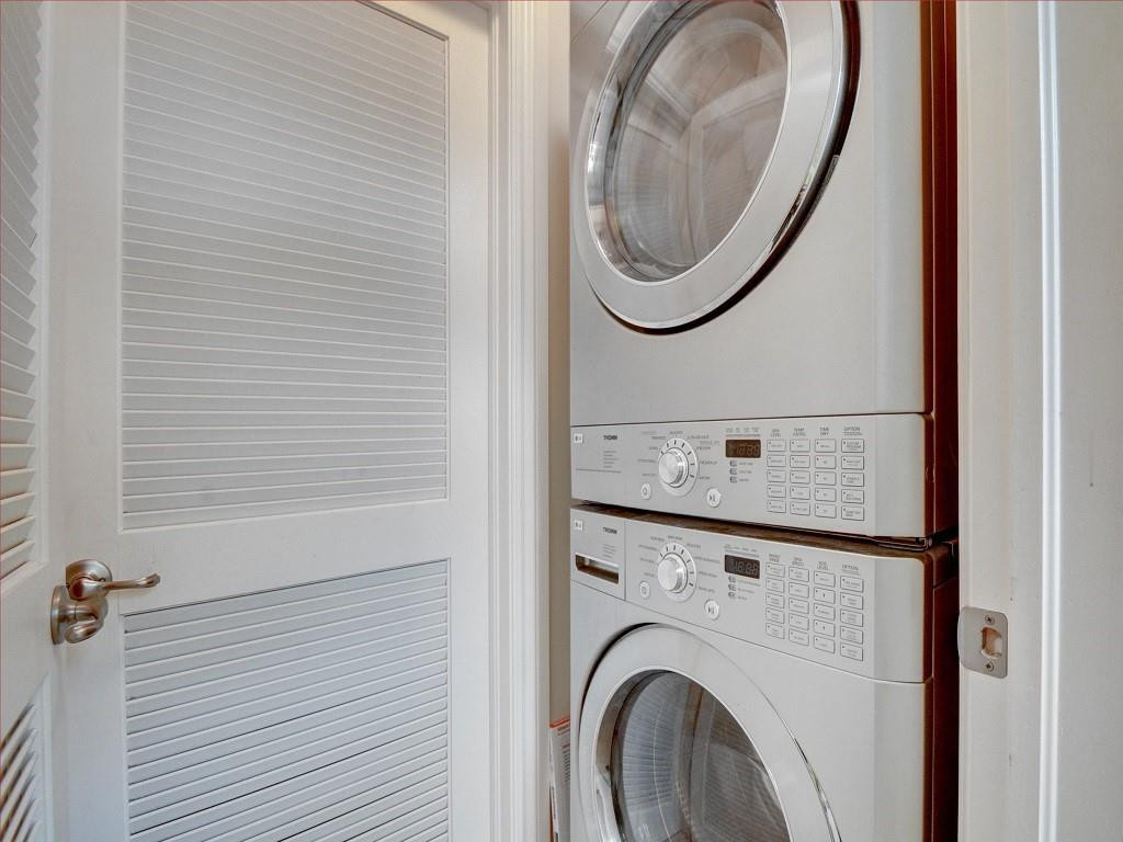 113 Northeast 21st Street Wilton Manors, FL 33305 - Photo 29 of 37 laundry-upstairs