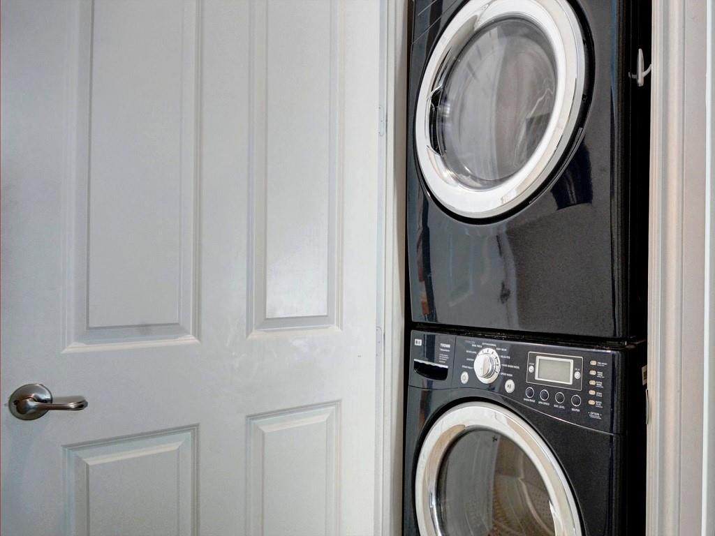 113 Northeast 21st Street Wilton Manors, FL 33305 - Photo 32 of 37 Laundry downstairs