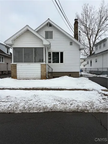 $173,500 | 1422 Watkins Avenue, Utica, NY 13502