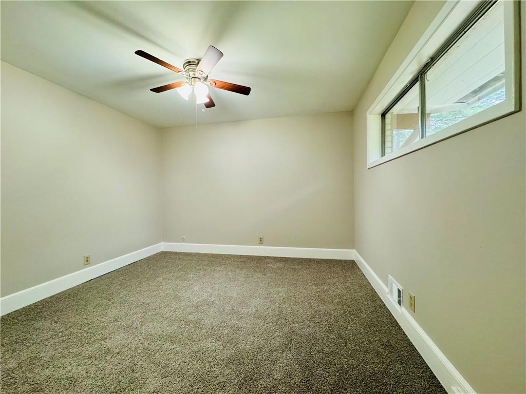3785 Village Drive Southwest Atlanta, GA 30331 - Photo 28 of 37