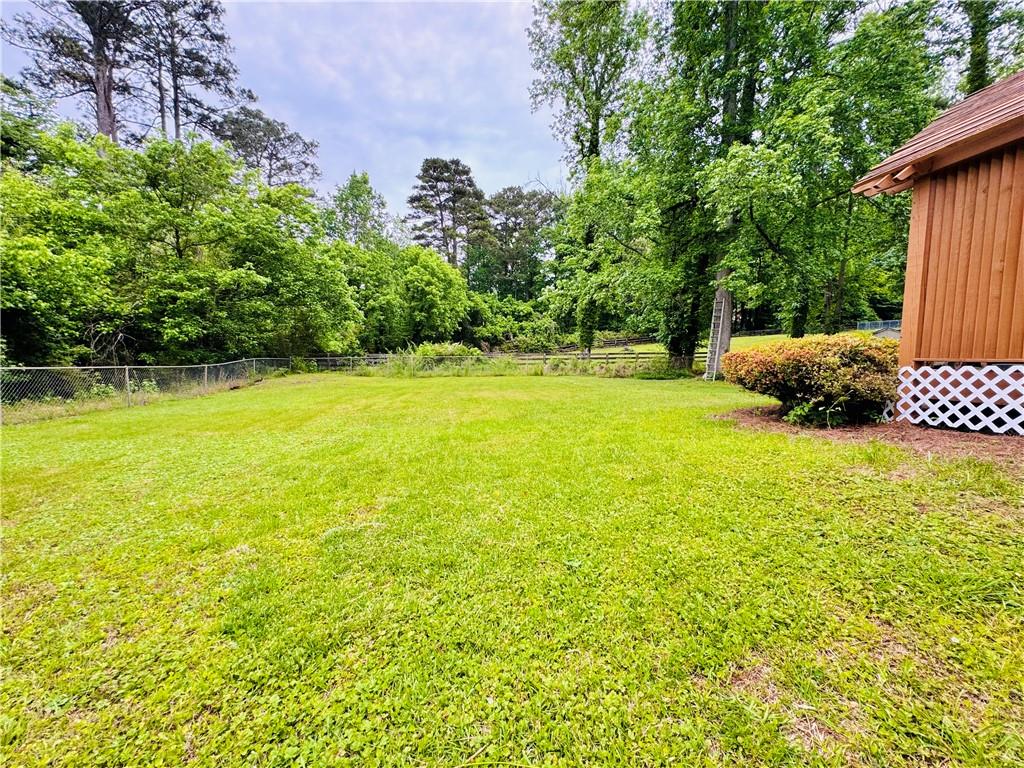 3785 Village Drive Southwest Atlanta, GA 30331 - Photo 30 of 37