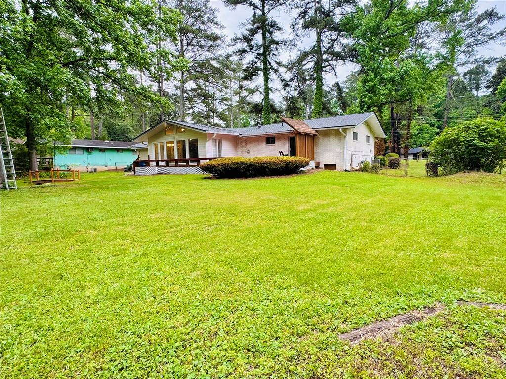 3785 Village Drive Southwest Atlanta, GA 30331 - Photo 31 of 37