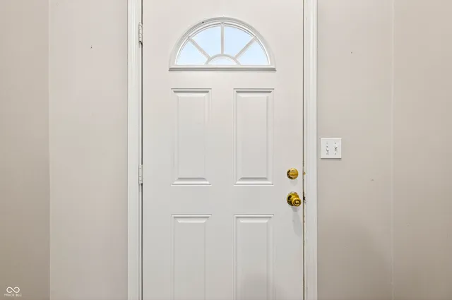 $210,000 | 1350 15th Street, Bloomington, IN 47404