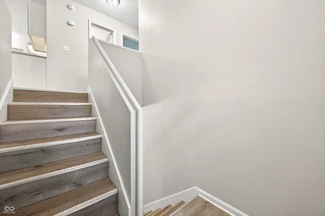 $210,000 | 1350 15th Street, Bloomington, IN 47404