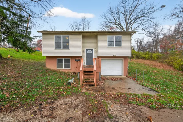 $210,000 | 1350 15th Street, Bloomington, IN 47404