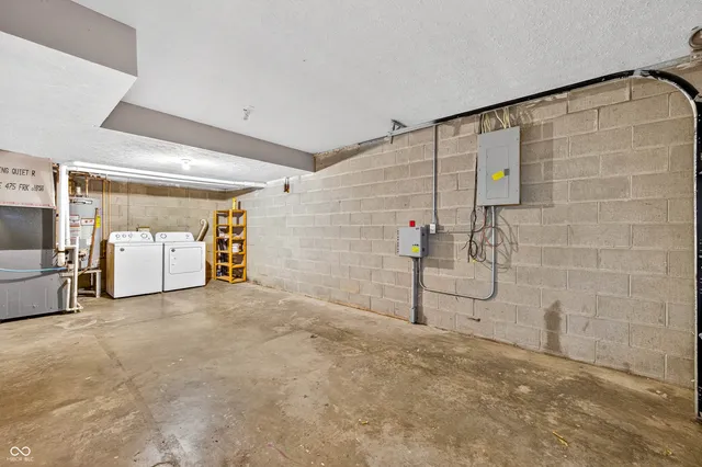 $210,000 | 1350 15th Street, Bloomington, IN 47404