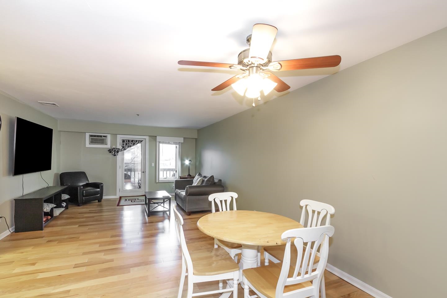 5 Tsienneto Road, Unit 210 Derry, NH 03038 - Photo 6 of 33 Gallery Image 6