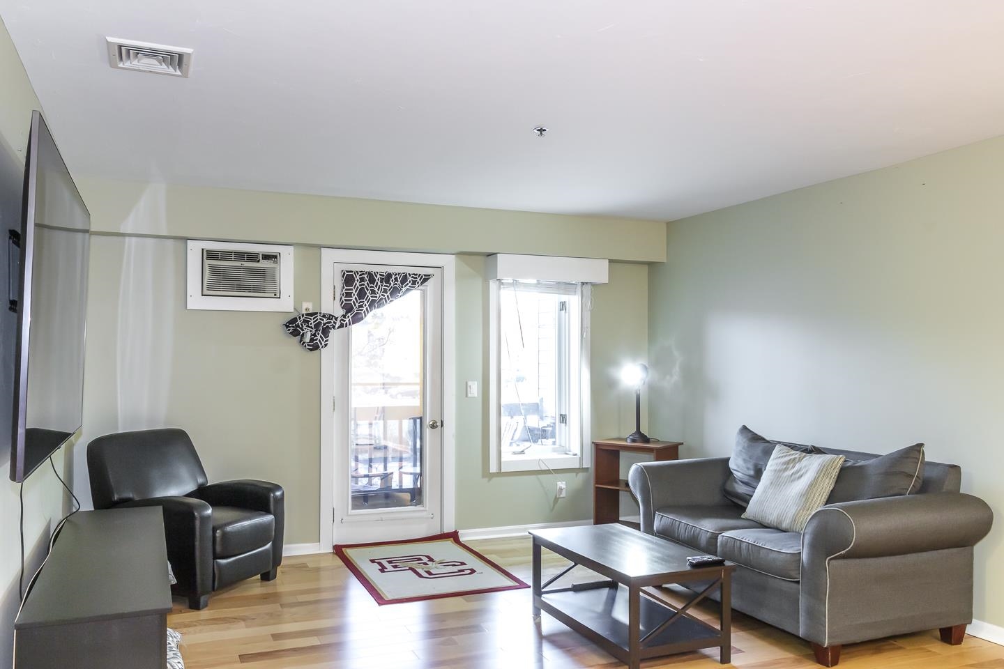 5 Tsienneto Road, Unit 210 Derry, NH 03038 - Photo 8 of 33 Gallery Image 8