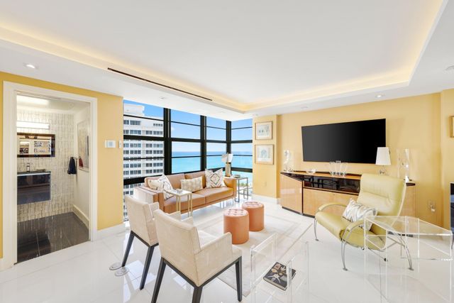 $1,930,000 | 5500 Collins Avenue, Unit 1704, Miami Beach, FL 33140