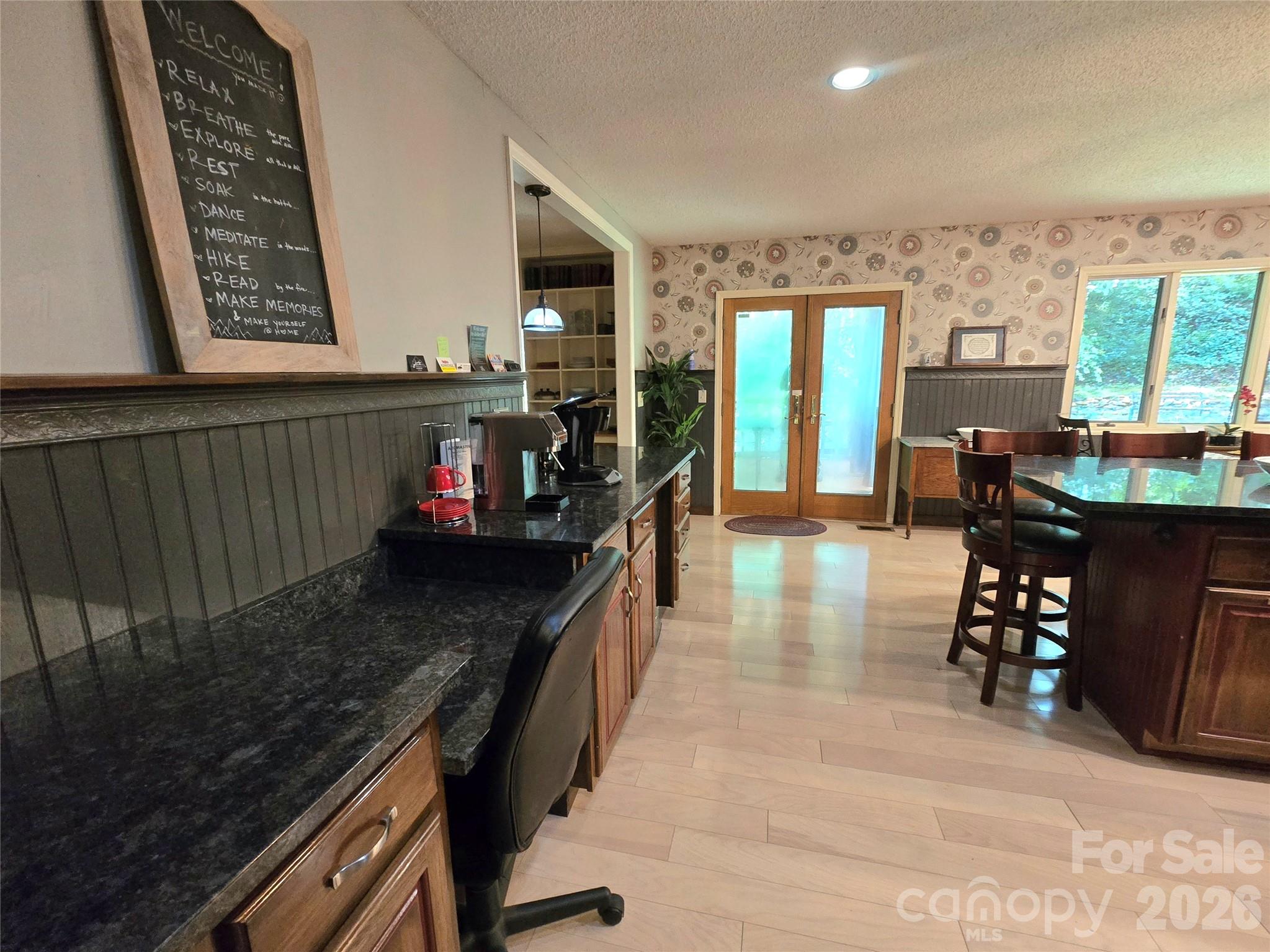 18 Rollingwood Road Asheville, NC 28805 - Photo 8 of 38