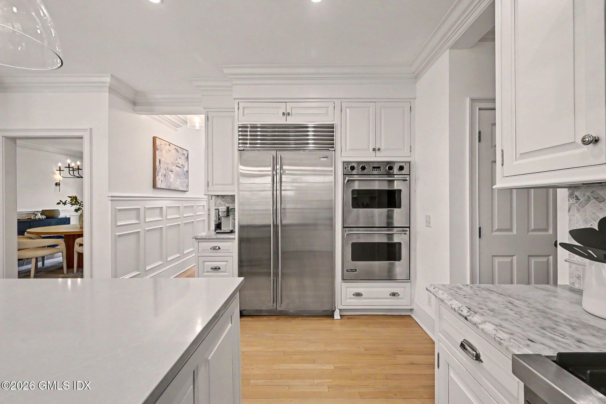 49 Willow Road Riverside, CT 06878 - Photo 11 of 34 Gourmet Kitchen