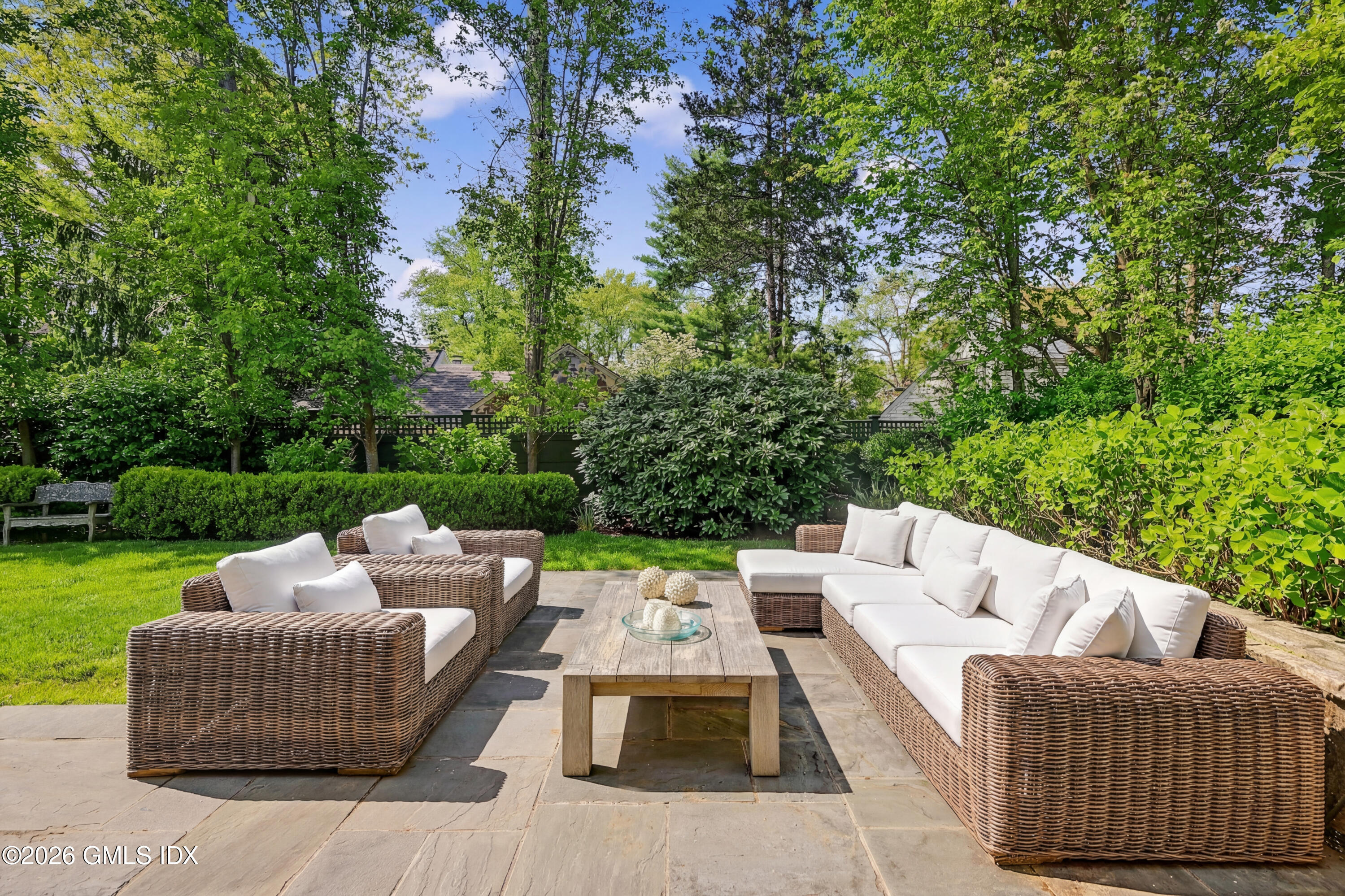 49 Willow Road Riverside, CT 06878 - Photo 27 of 34 Expansive Terrace