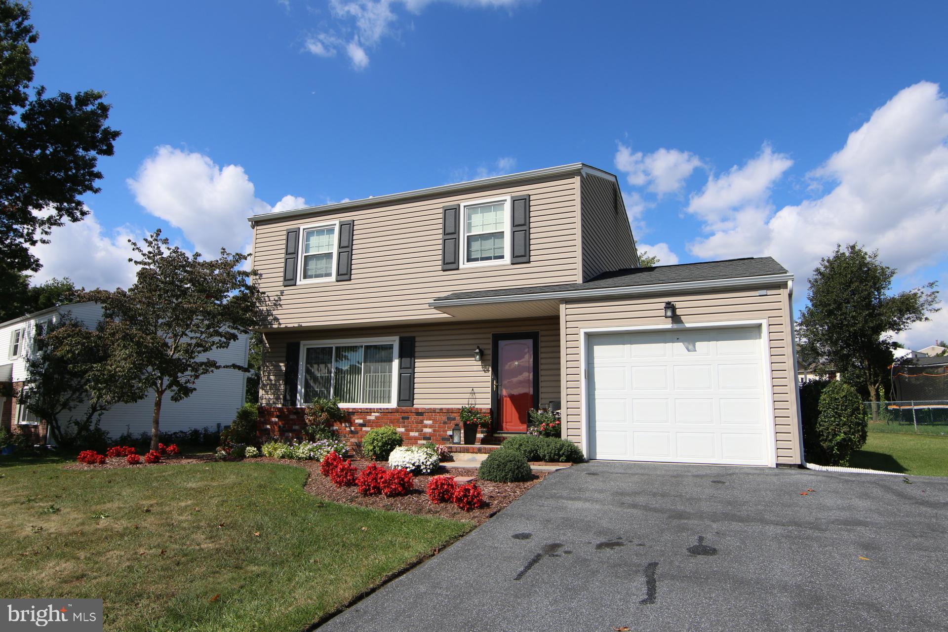 352 Springhouse Road Harrisburg, PA 17111 - Photo 2 of 34 Gallery Image 2