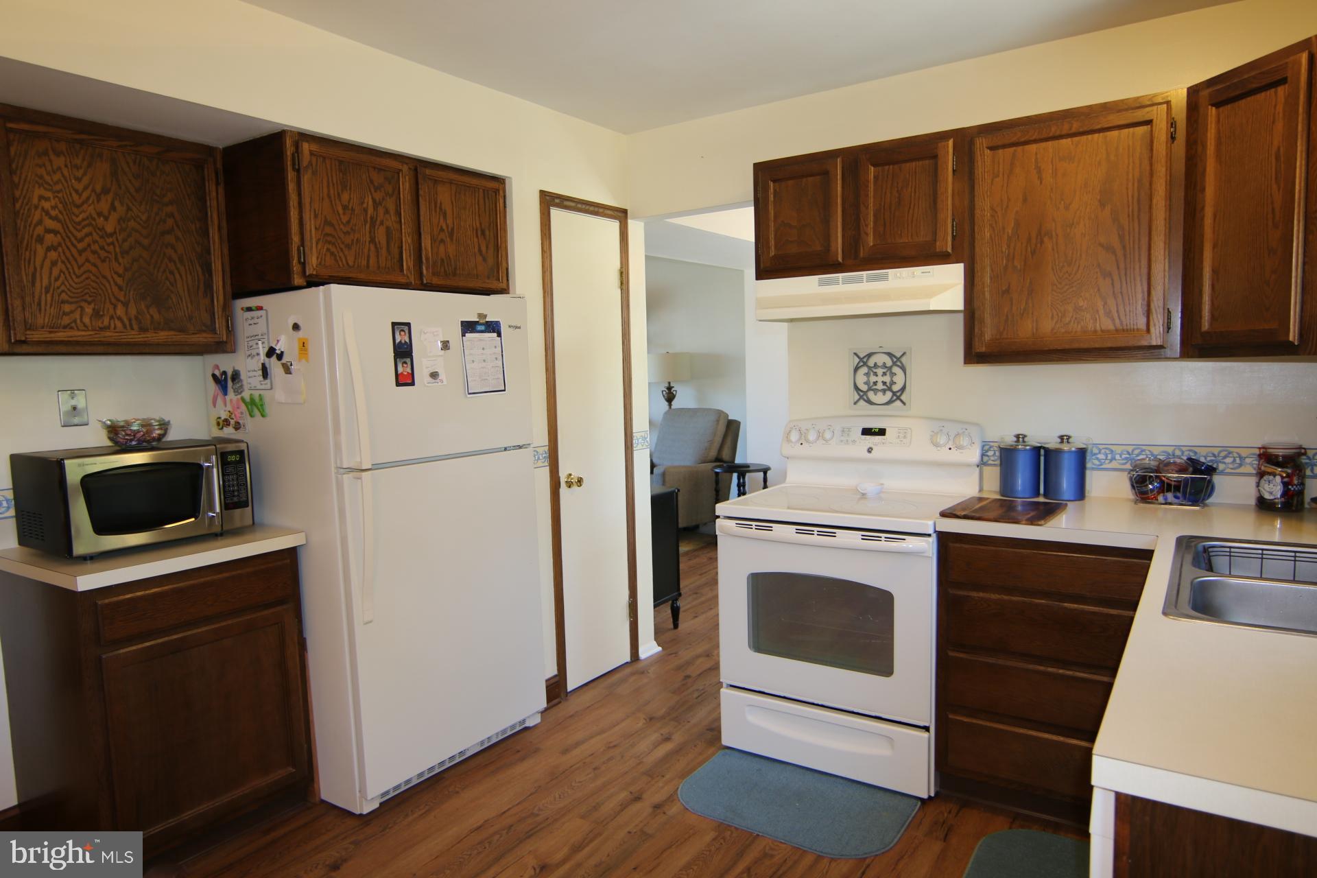 352 Springhouse Road Harrisburg, PA 17111 - Photo 11 of 34 Gallery Image 11