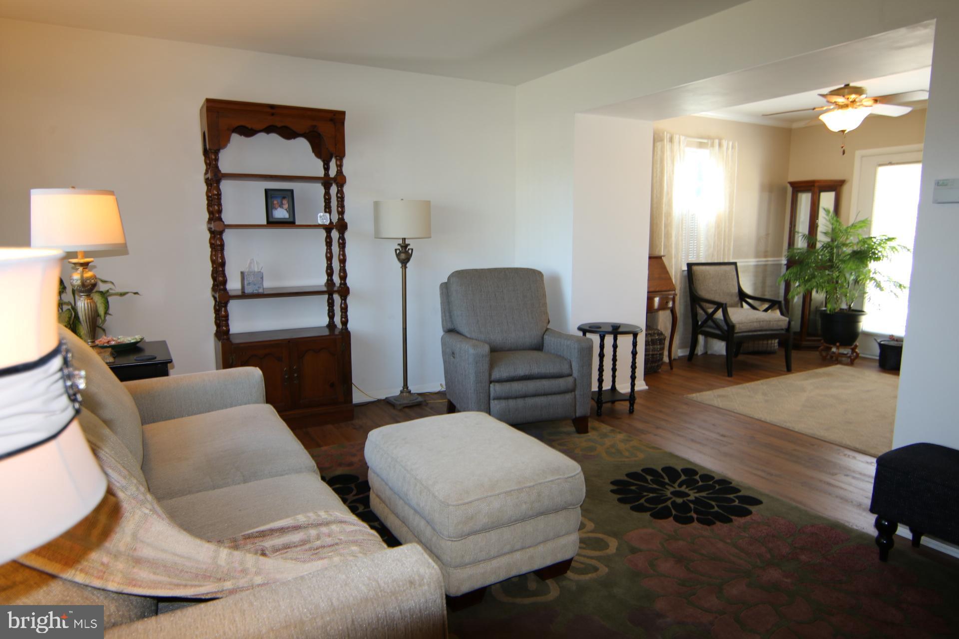 352 Springhouse Road Harrisburg, PA 17111 - Photo 17 of 34 Gallery Image 17
