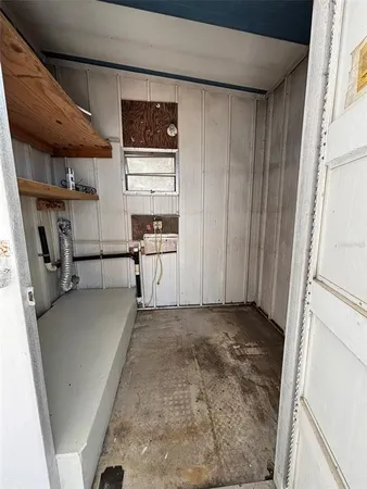 a view of a storage & utility room