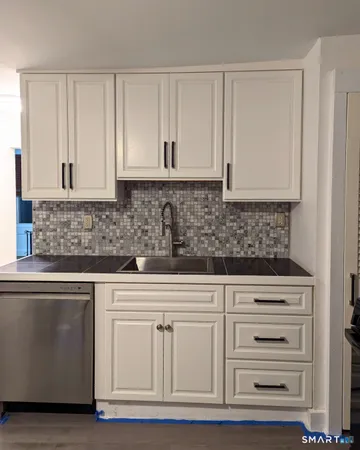 $1,850 | 9 Hunters Road, Unit 1, Norwich, CT 06360
